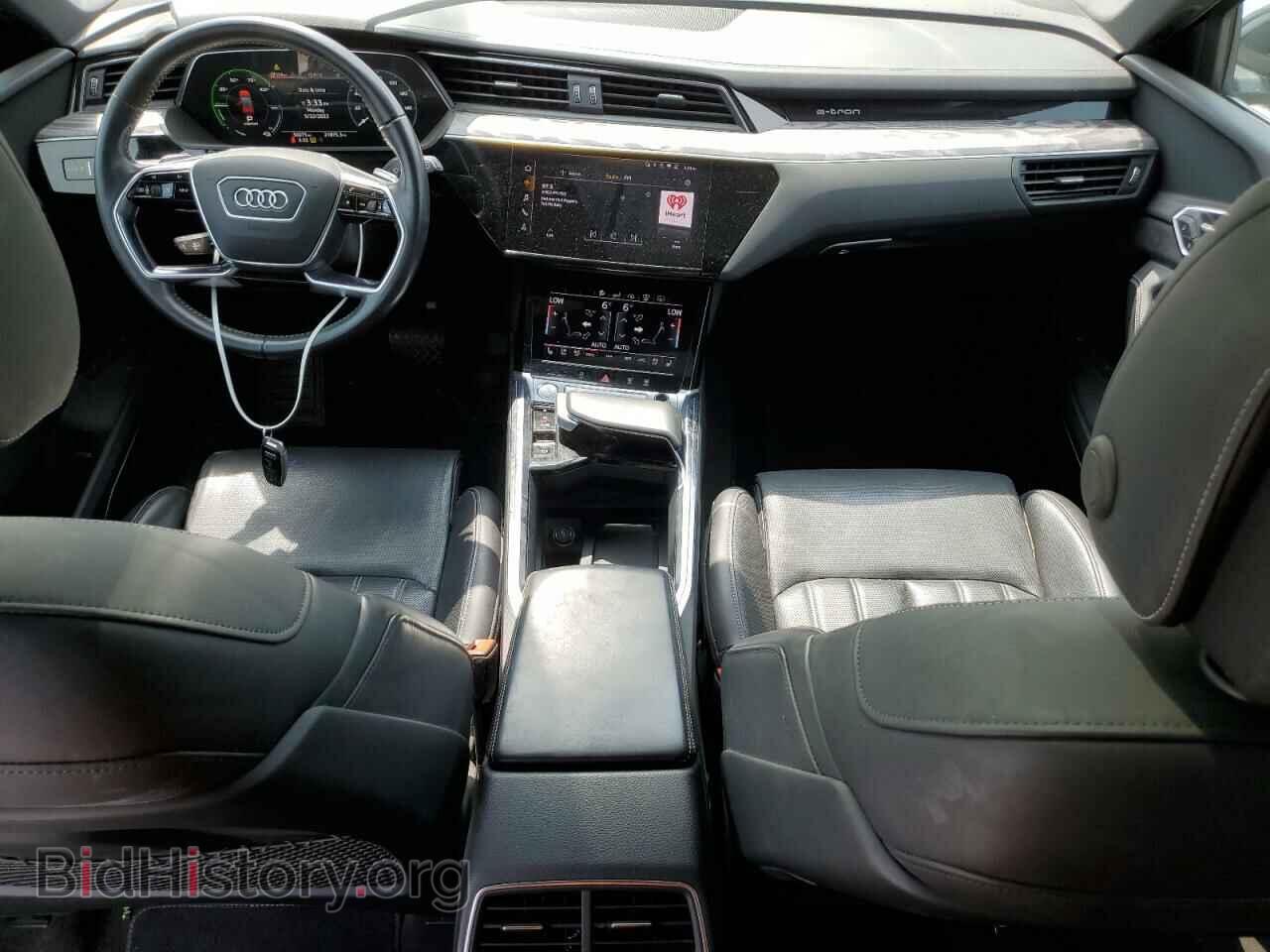 2019 AUDI E-TRON - VIN: WA1VAAGE5KB006016 - Photo 8