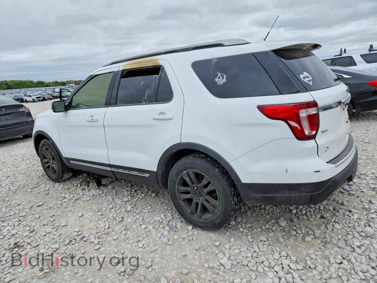 2018 FORD EXPLORER - VIN: 1FM5K8D85JGB20430 - Photo 2