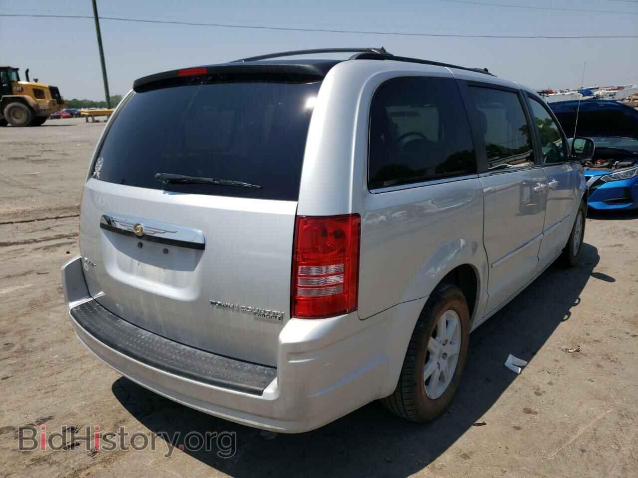 2010 CHRYSLER MINIVAN - VIN: 2A4RR5D17AR421471 - Фото 4
