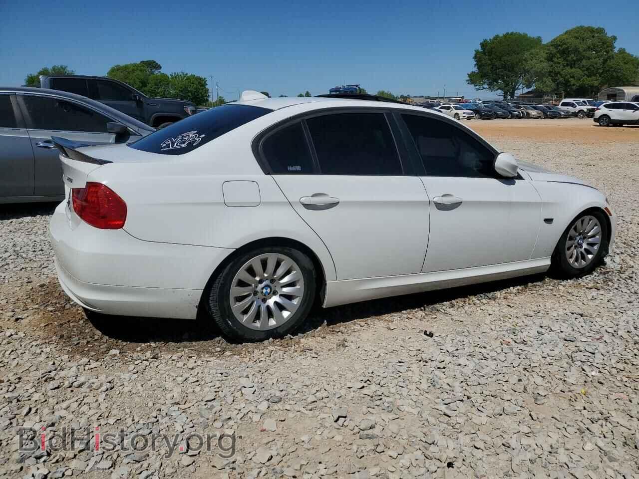 2009 BMW 3 SERIES - VIN: WBAPH73519A171920 - Фото 3