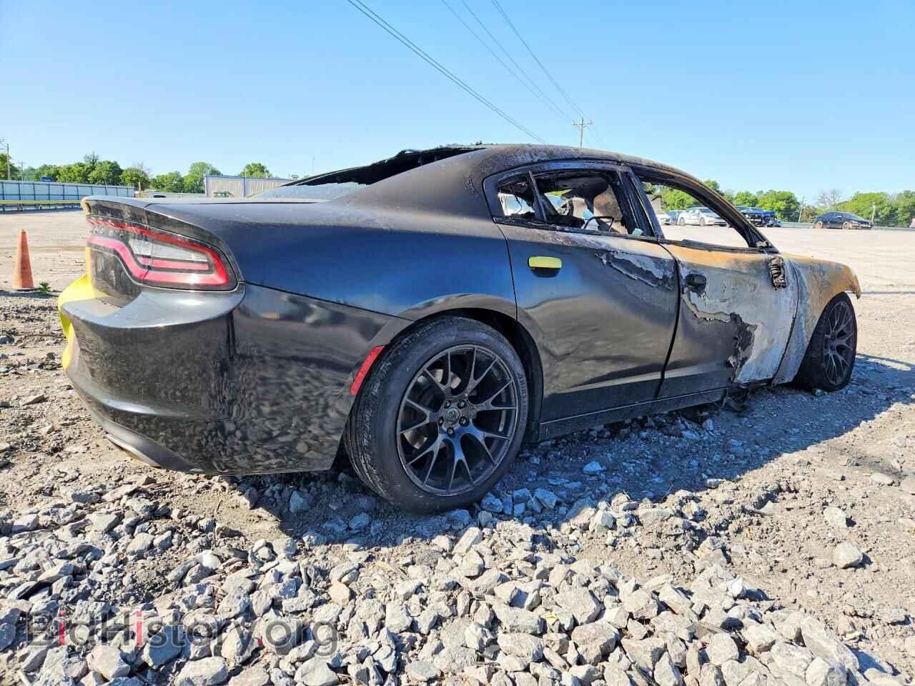 2019 DODGE CHARGER - VIN: 2C3CDXBG8KH717558 - Фото 3