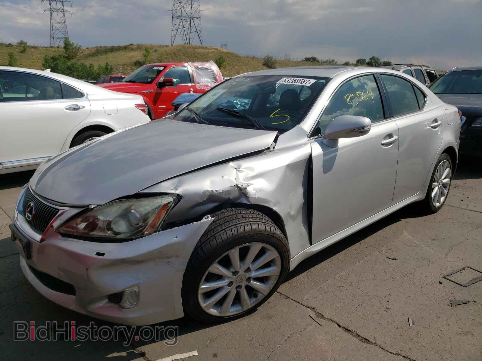 2010 LEXUS IS - VIN: JTHCF5C21A5043836 - Фото 2
