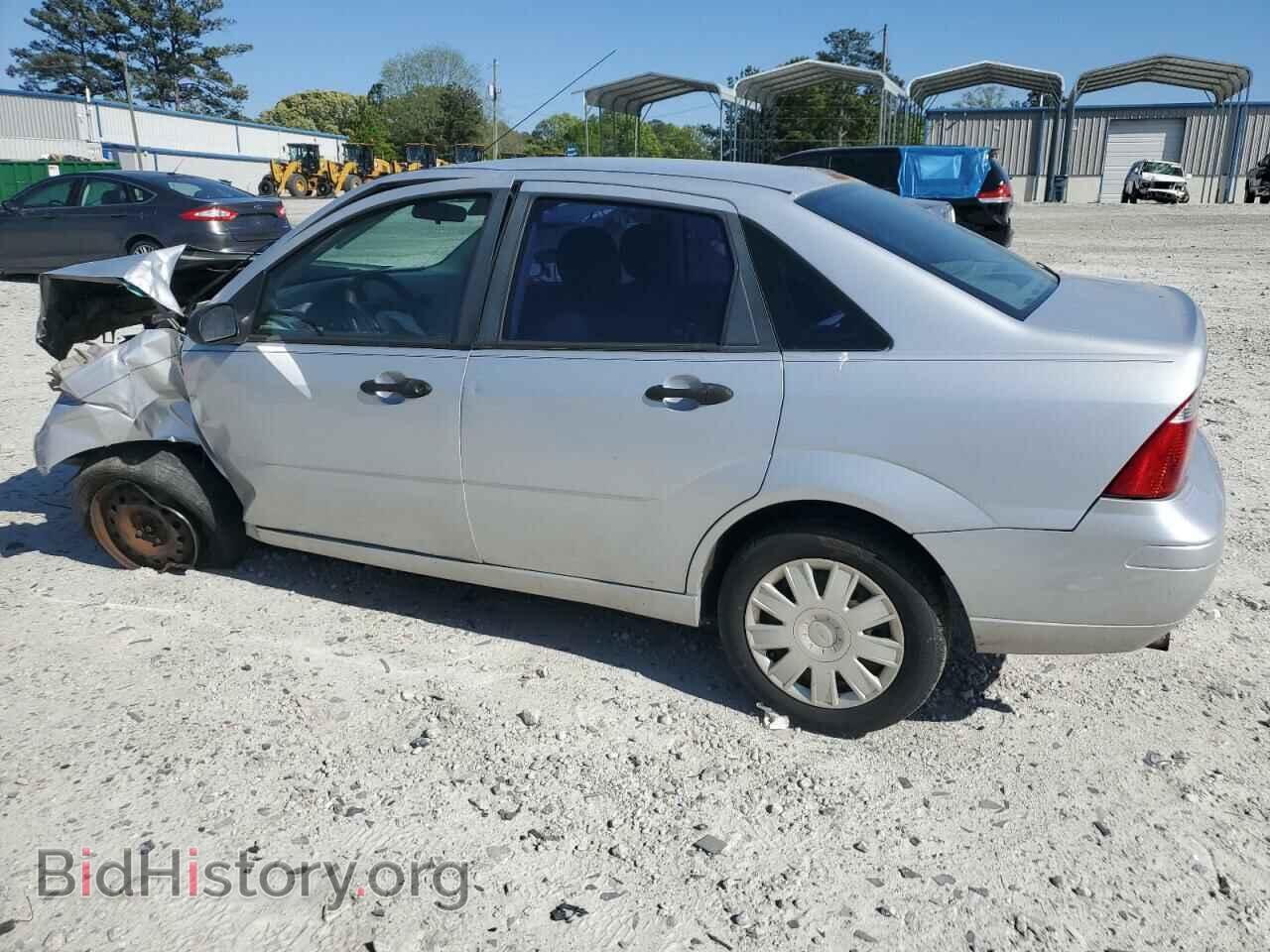 2005 FORD FOCUS - VIN: 1FAFP34NX5W186475 - Фото 2