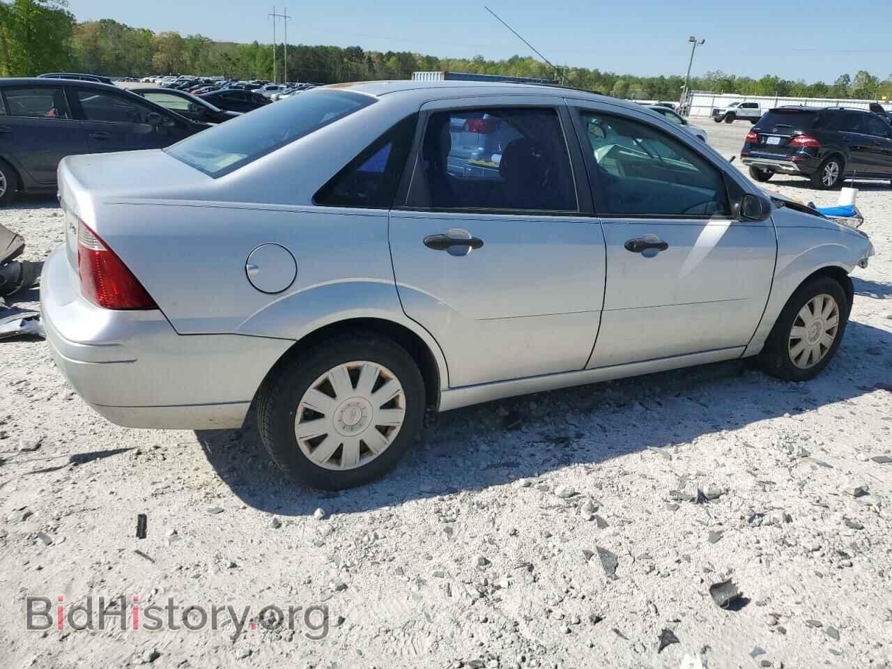 2005 FORD FOCUS - VIN: 1FAFP34NX5W186475 - Фото 3