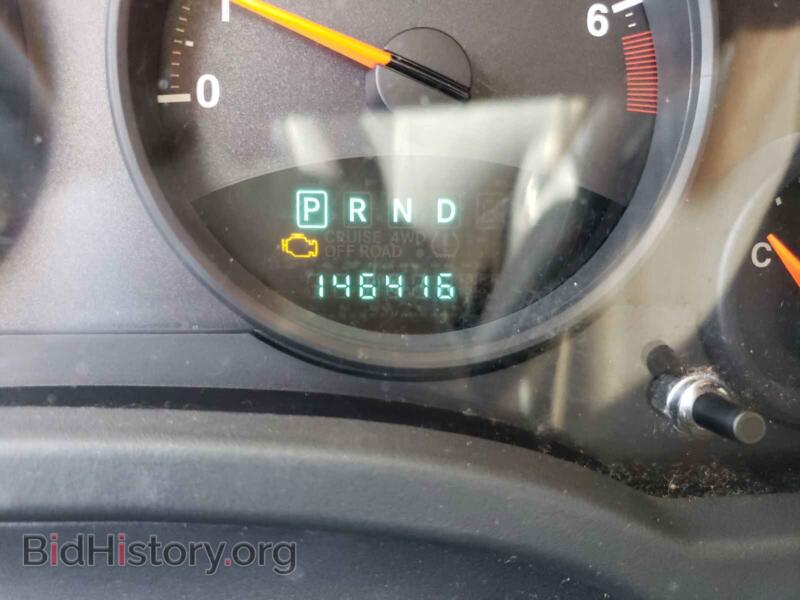 2011 Jeep COMPASS (VIN 1J4NT1FB9BD189569) — фото 8 из 10