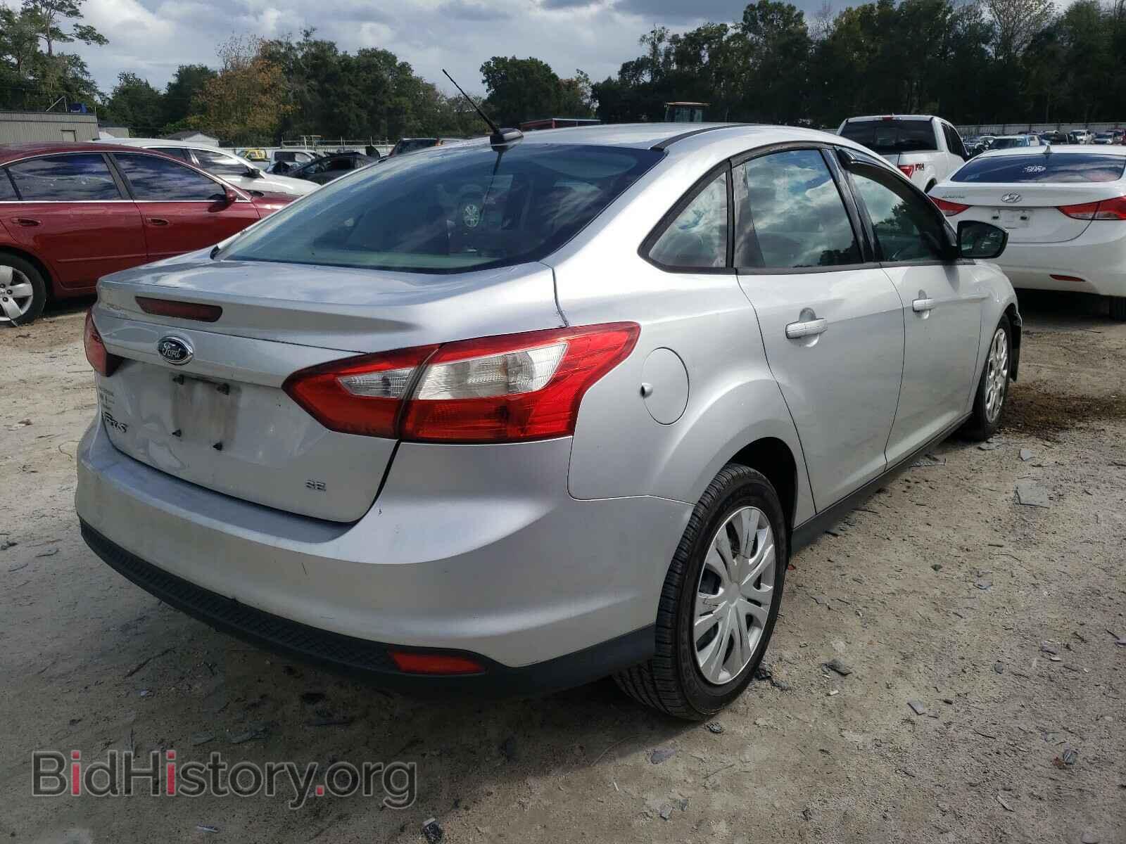 2012 FORD FOCUS - VIN: 1FAHP3F22CL205062 - Photo 4
