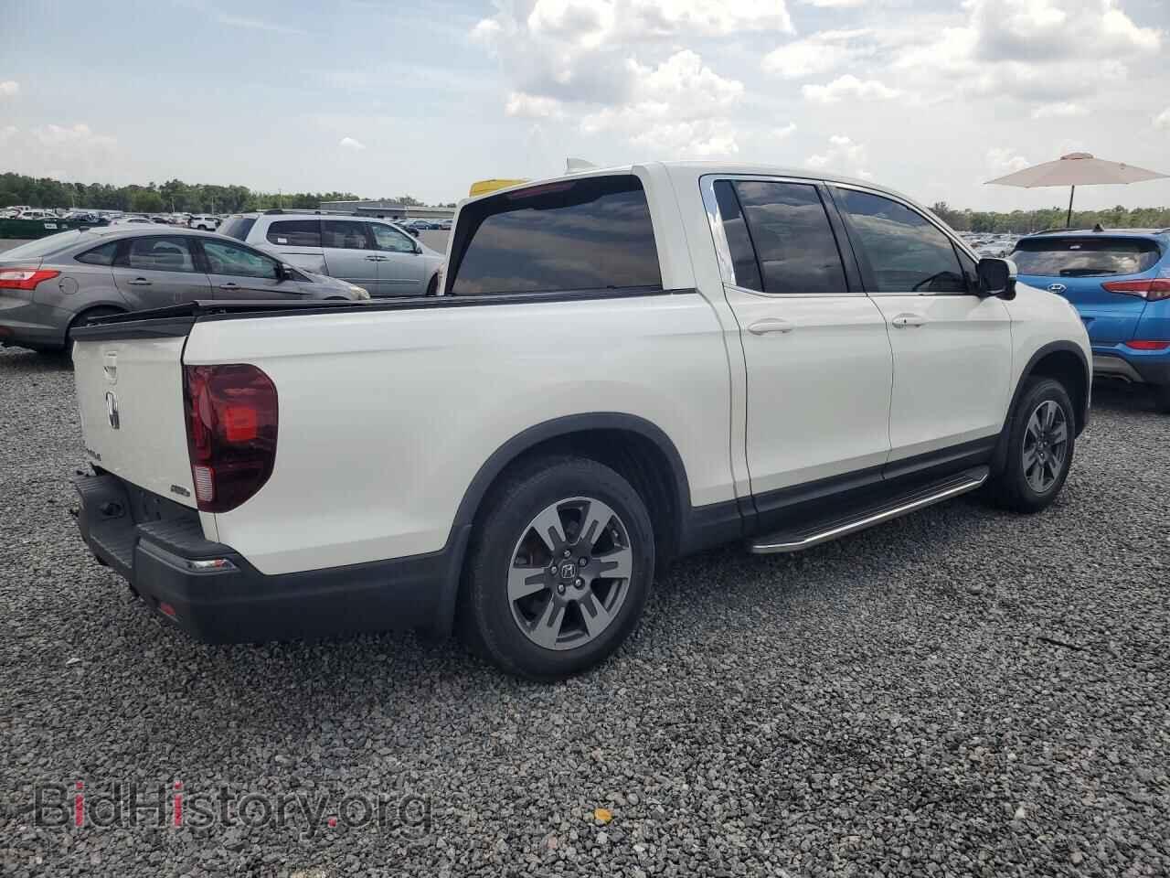 2017 HONDA RIDGELINE - VIN: 5FPYK3F67HB018350 - Фото 3