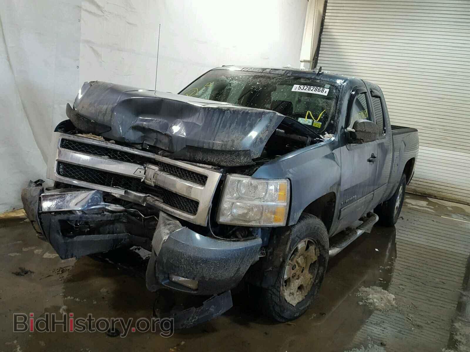 2011 CHEVROLET SILVERADO - VIN: 1GCRKSE30BZ339727 - Photo 2