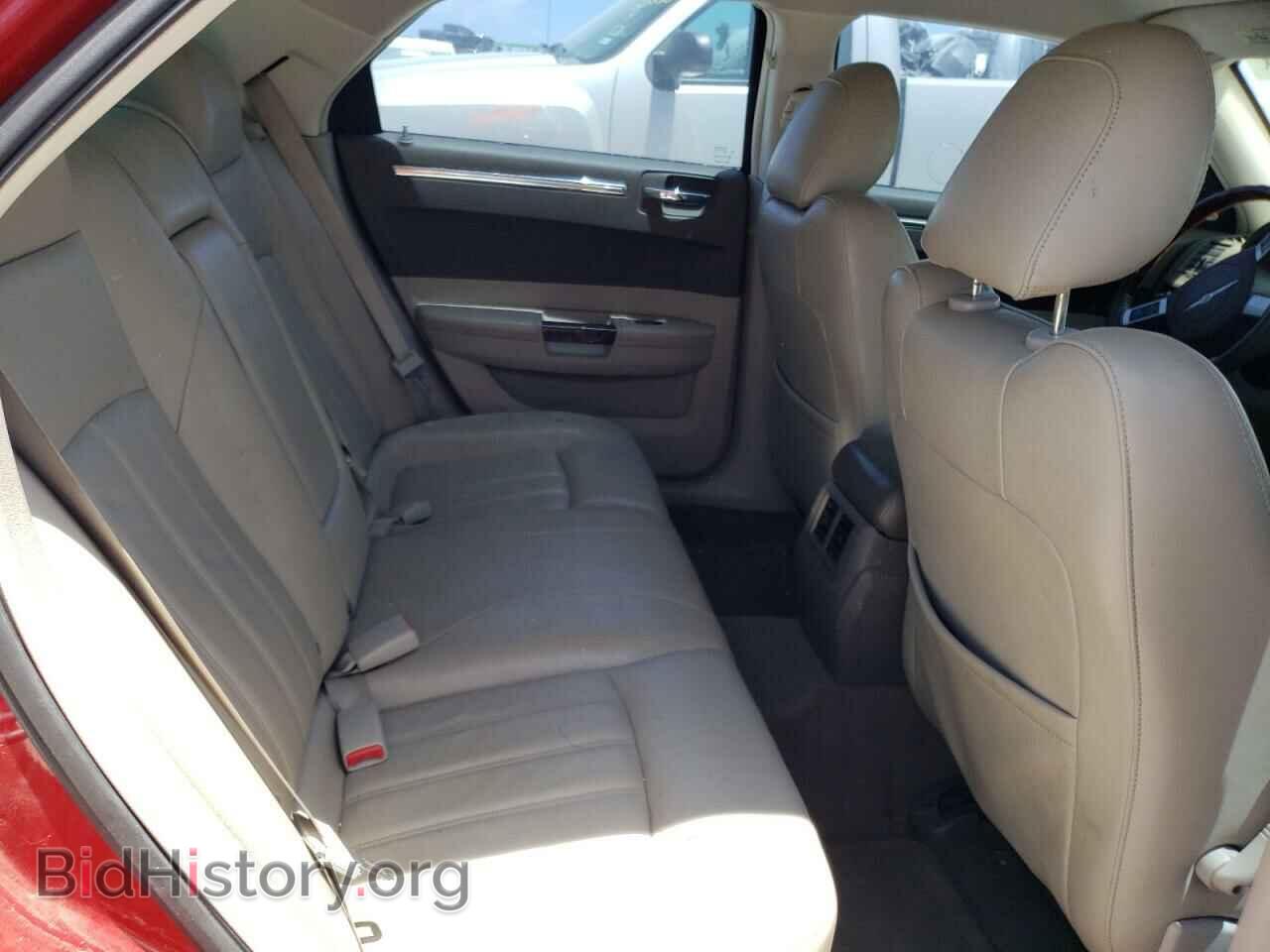 2009 CHRYSLER 300 - VIN: 2C3KA63TX9H564668 - Фото 6