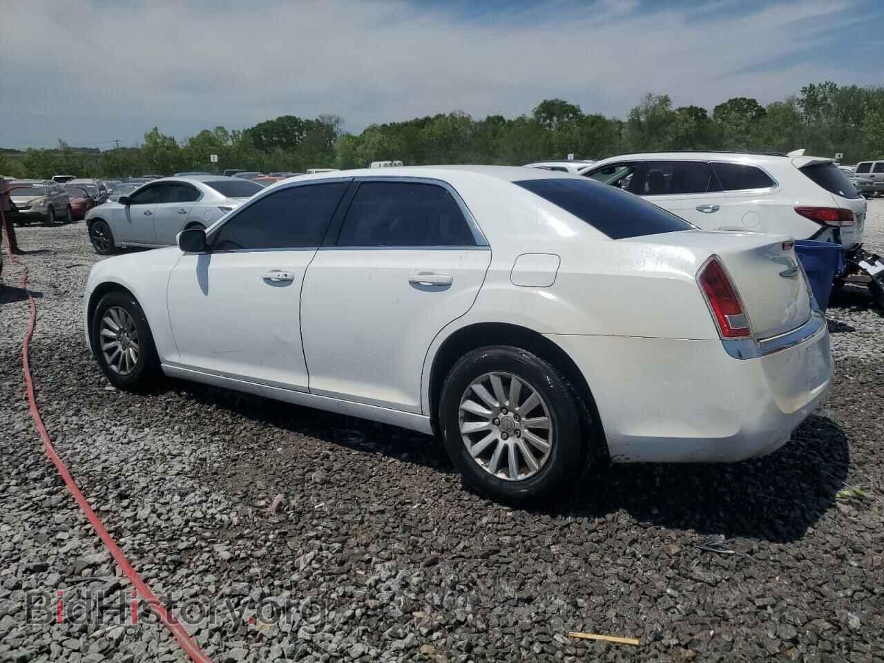 2013 CHRYSLER 300 - VIN: 2C3CCAAG2DH538162 - Фото 2