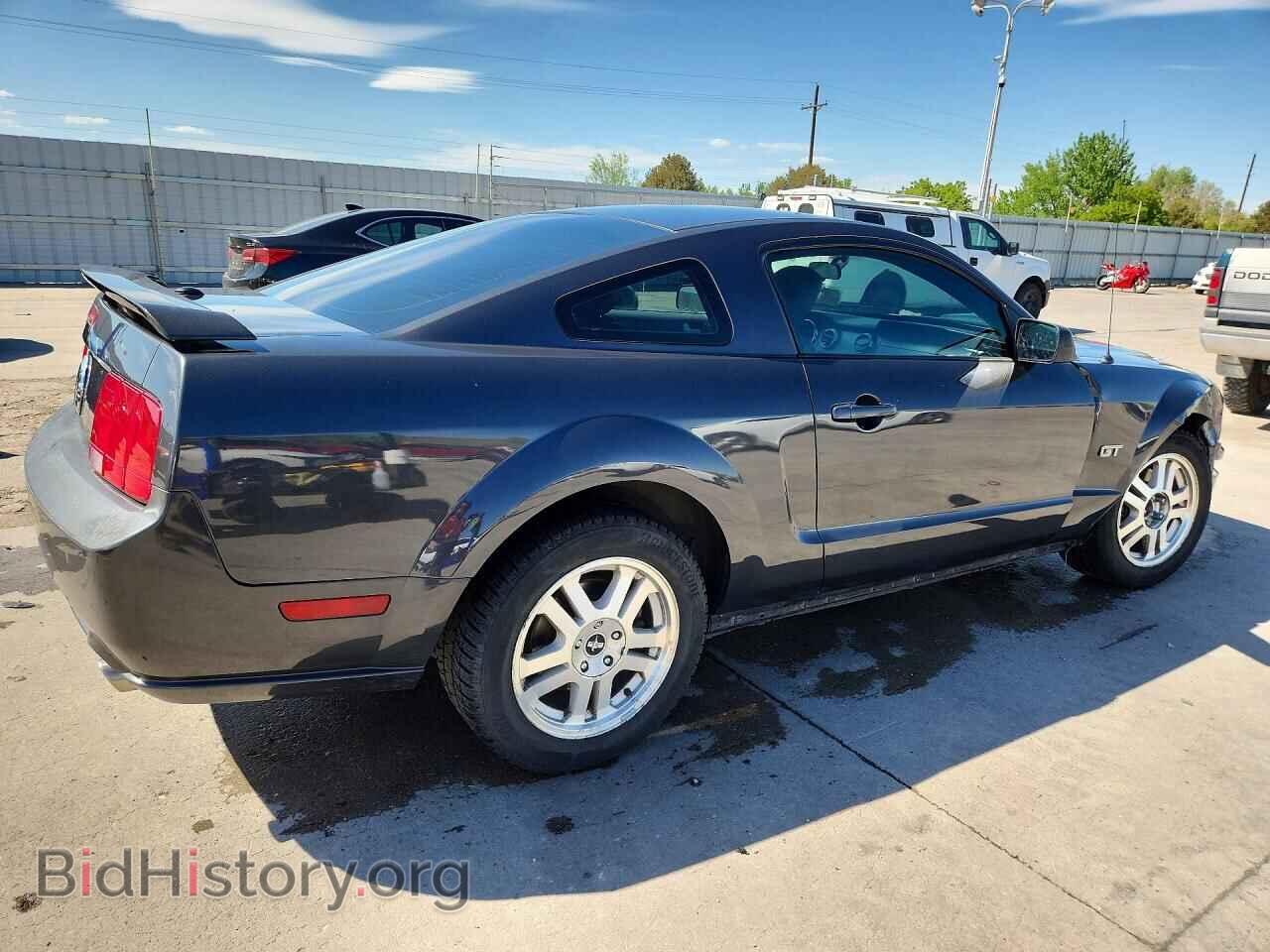 2008 FORD MUSTANG - VIN: 1ZVHT82H285163109 - Фото 3