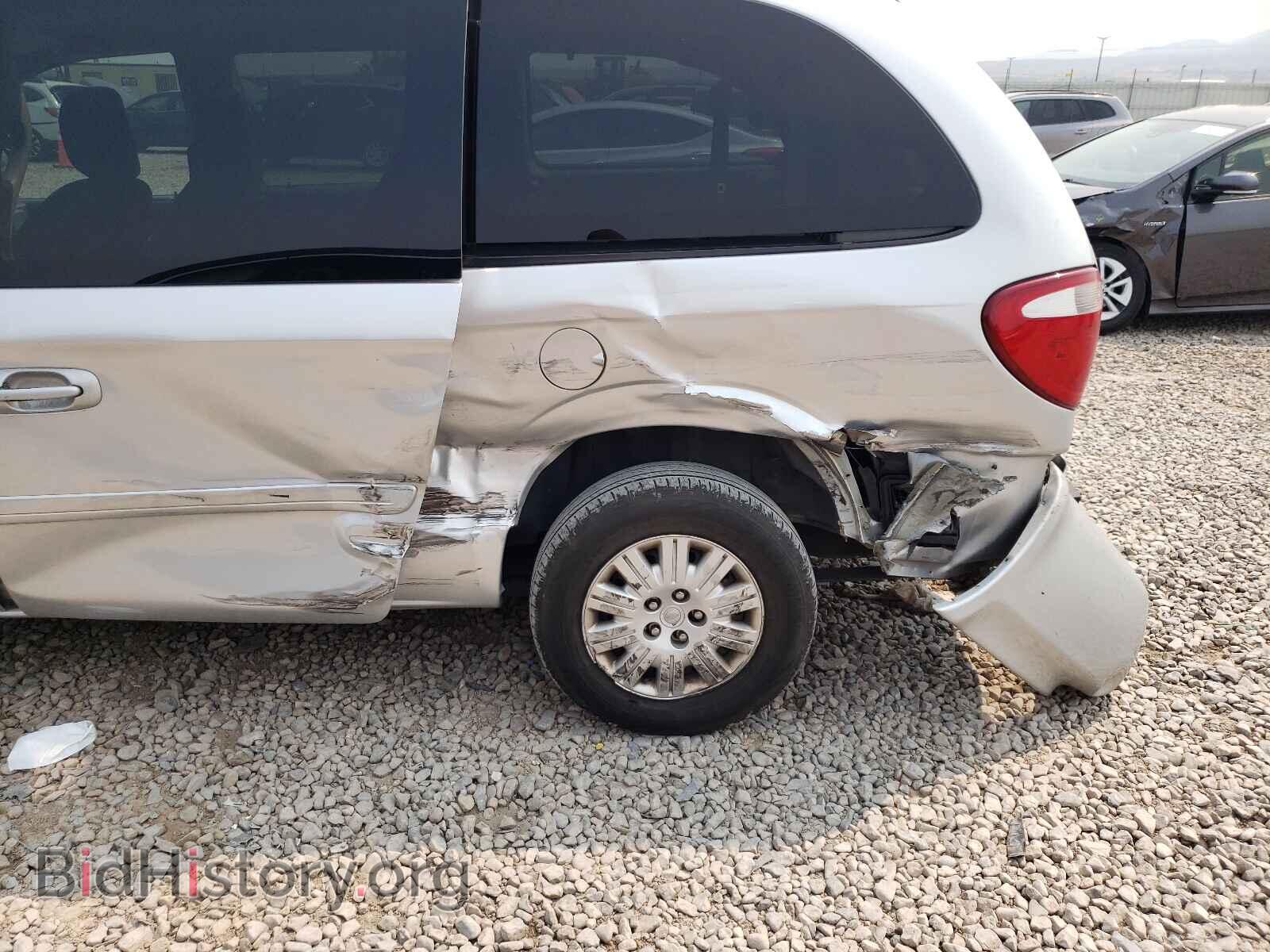 2007 CHRYSLER MINIVAN - VIN: 2A4GP44RX7R100269 - Фото 9