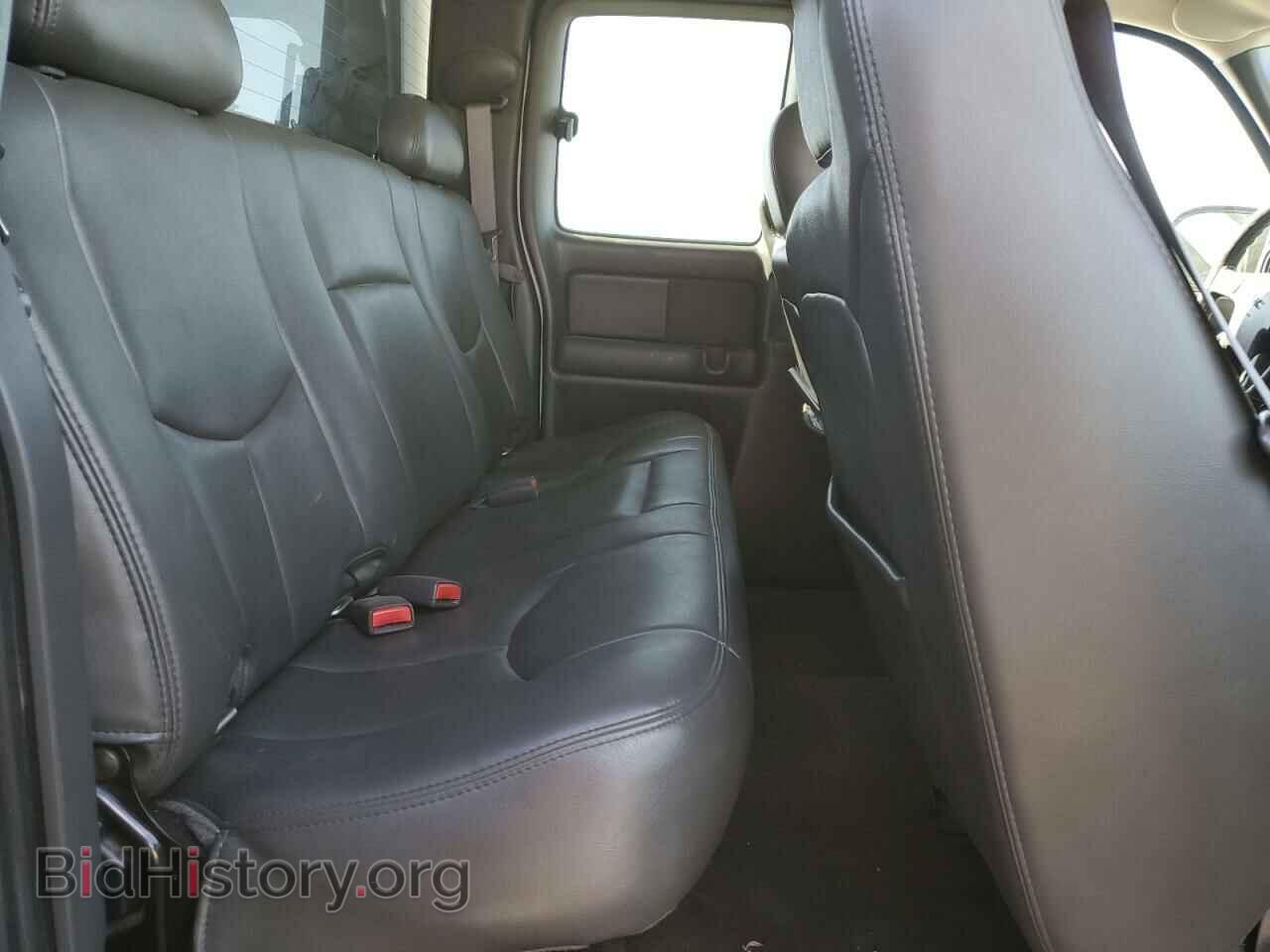 2005 GMC SIERRA - VIN: 1GTHC29215E161722 - Фото 10