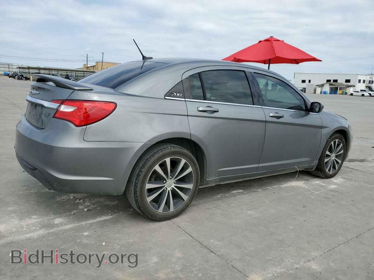 2011 CHRYSLER 200 - VIN: 1C3BC8FG3BN577795 - Photo 3