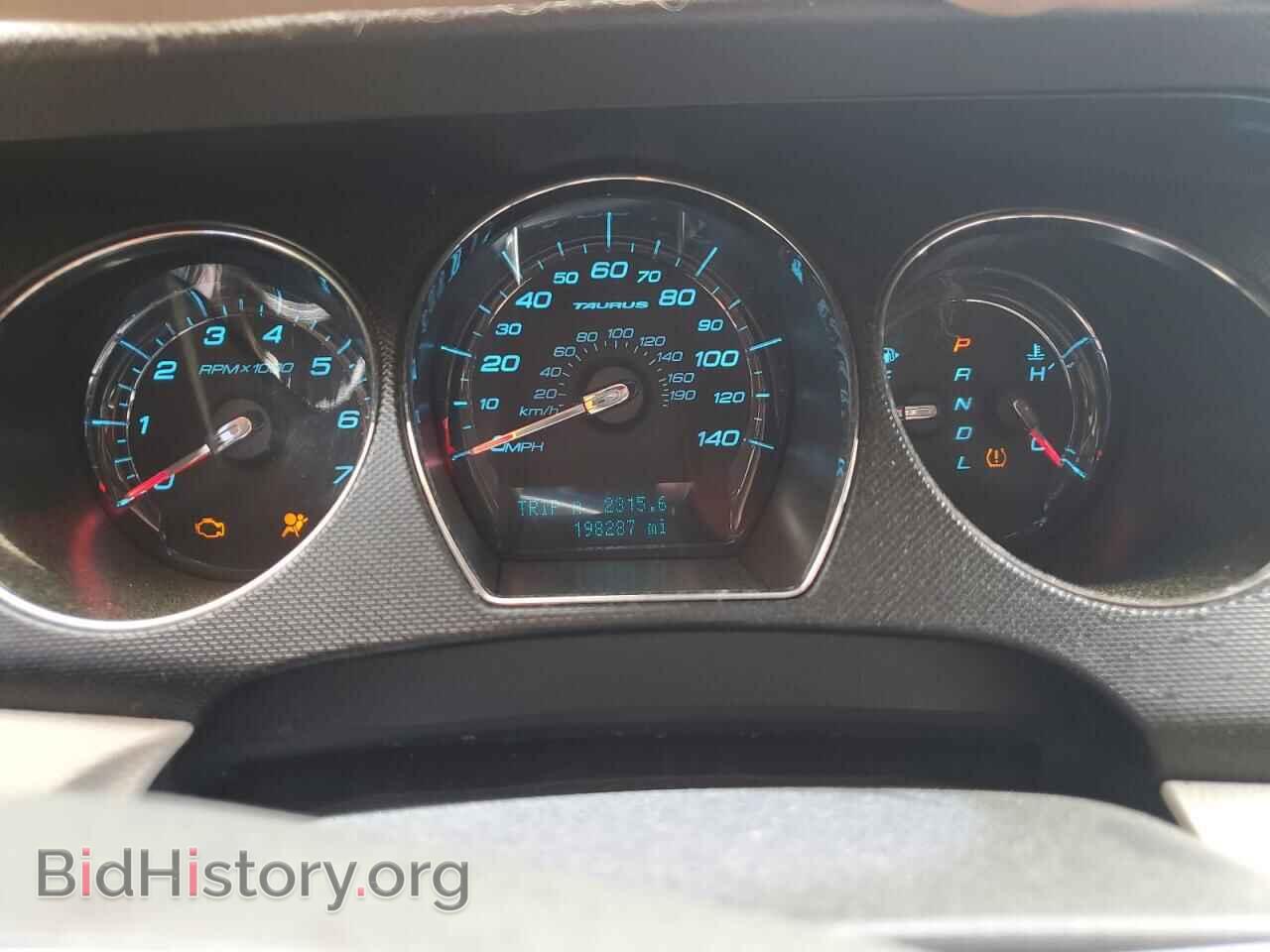 2010 FORD TAURUS - VIN: 1FAHP2DW8AG111872 - Фото 9