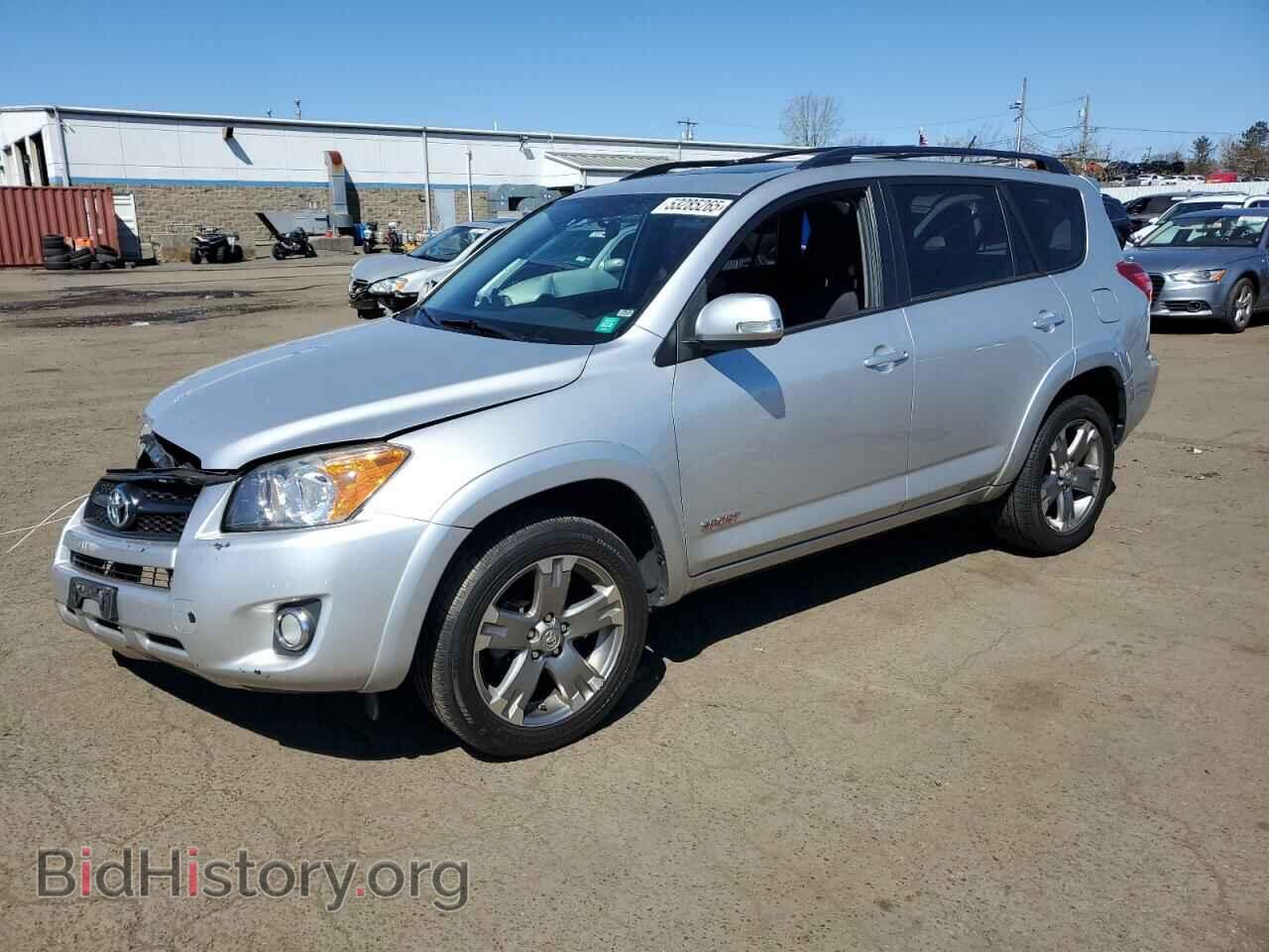 Фотография JTMRF4DV7C5052011 - TOYOTA RAV4 2012