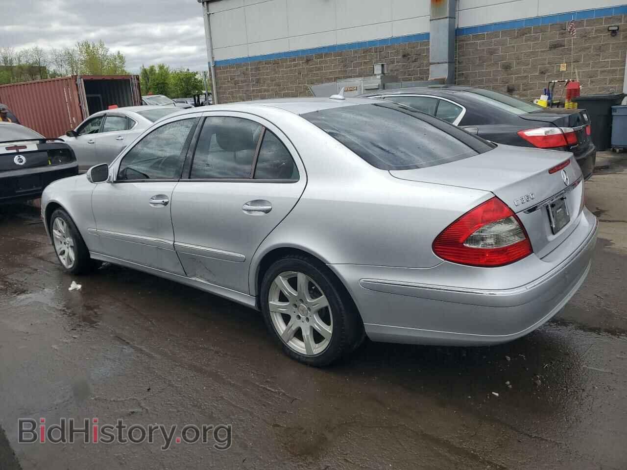 2007 MERCEDES-BENZ E-CLASS - VIN: WDBUF56X57B131424 - Фото 2