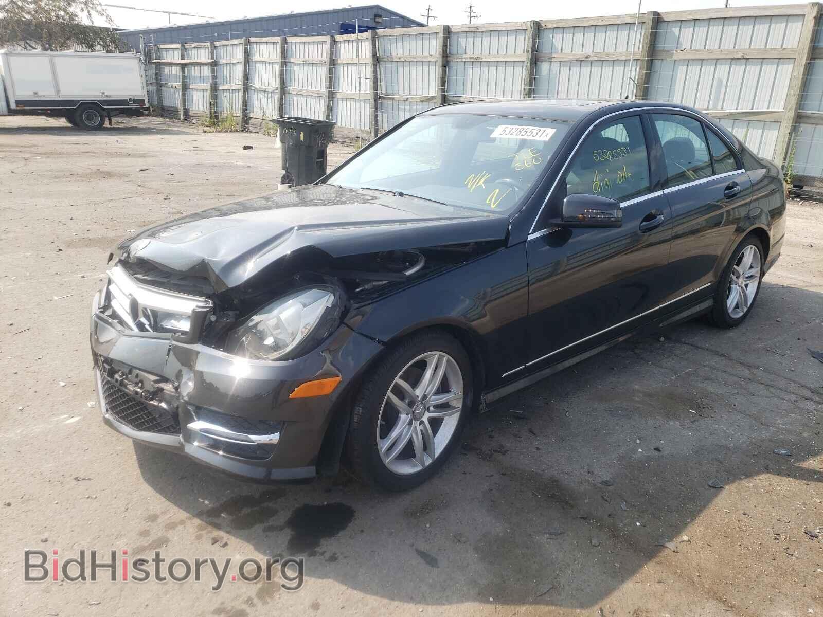 2012 MERCEDES-BENZ C-CLASS - VIN: WDDGF8BB7CR192811 - Фото 2