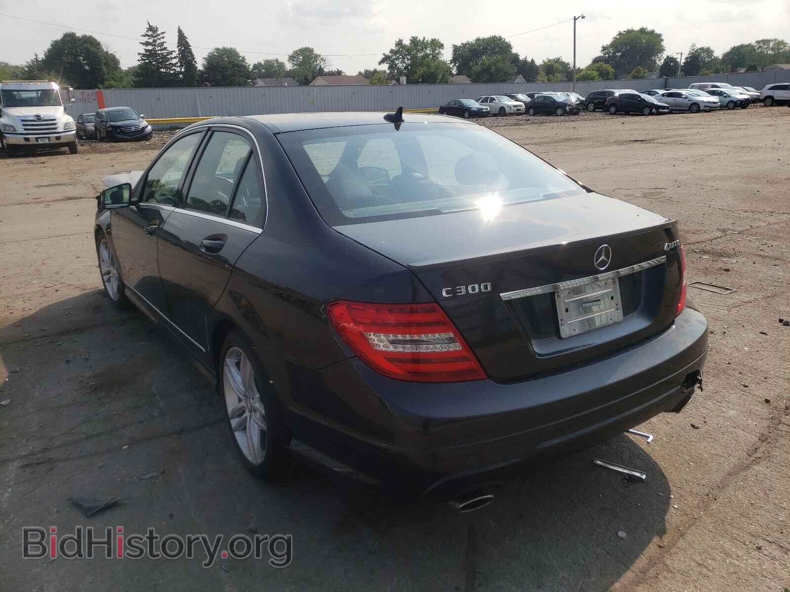 2012 MERCEDES-BENZ C-CLASS - VIN: WDDGF8BB7CR192811 - Фото 3