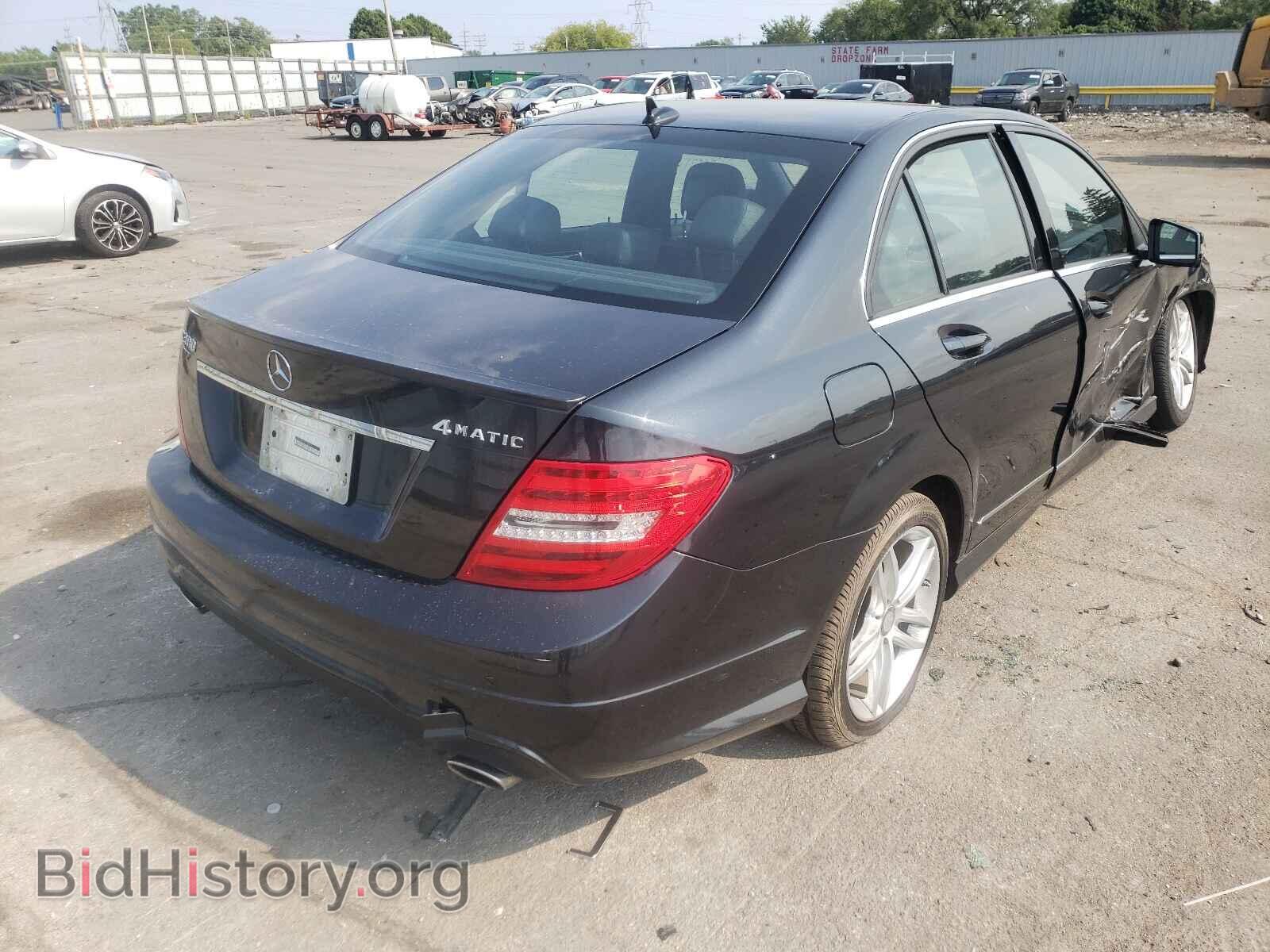 2012 MERCEDES-BENZ C-CLASS - VIN: WDDGF8BB7CR192811 - Фото 4