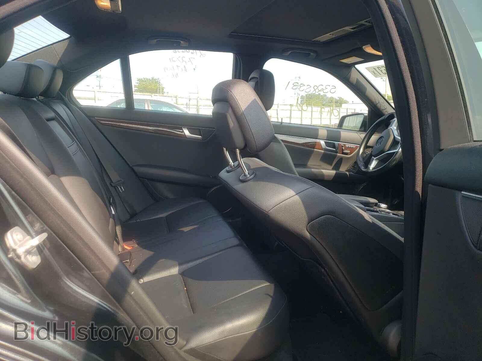 2012 MERCEDES-BENZ C-CLASS - VIN: WDDGF8BB7CR192811 - Фото 6