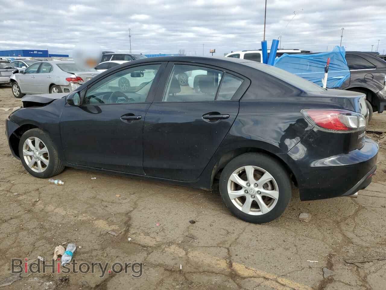 2011 MAZDA 3 - VIN: JM1BL1VF7B1383290 - Photo 2