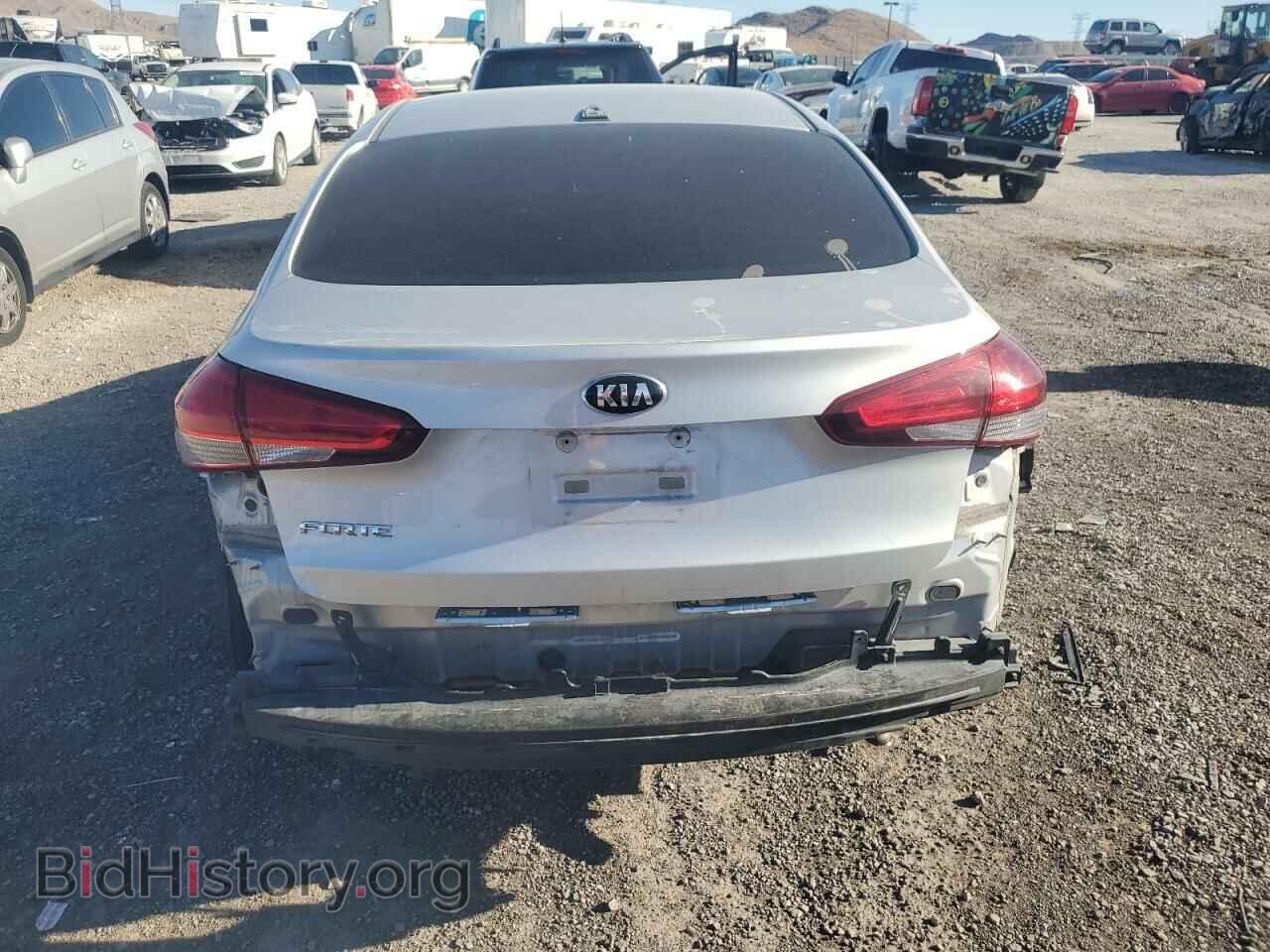2017 KIA FORTE - VIN: 3KPFK4A77HE042255 - Фото 6