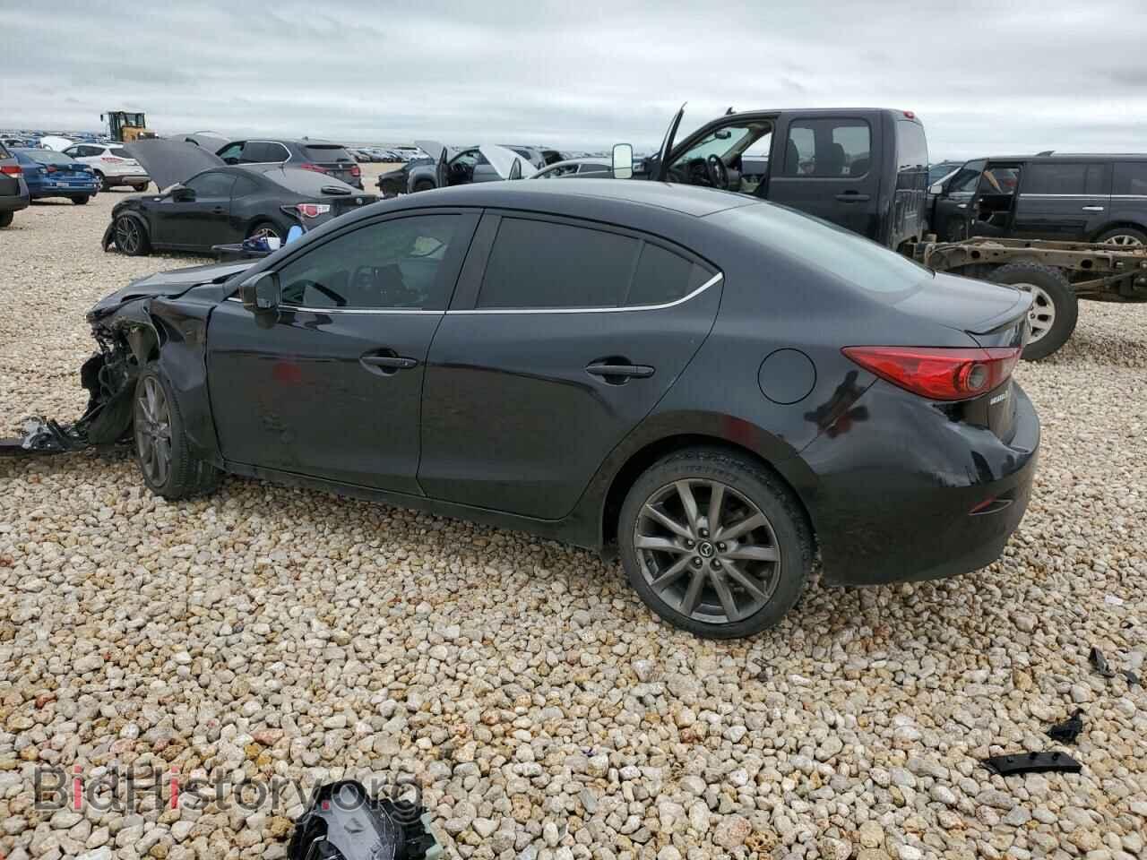 2018 MAZDA 3 - VIN: 3MZBN1V34JM182574 - Фото 2