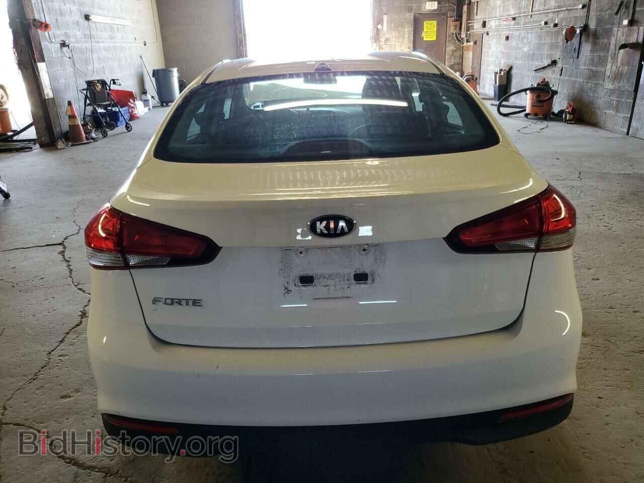 2017 KIA FORTE - VIN: 3KPFK4A71HE160432 - Фото 6