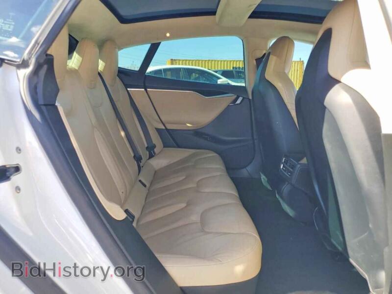 2016 Tesla MODEL S (VIN 5YJSA1E16GF140286) — photo 10 of 12