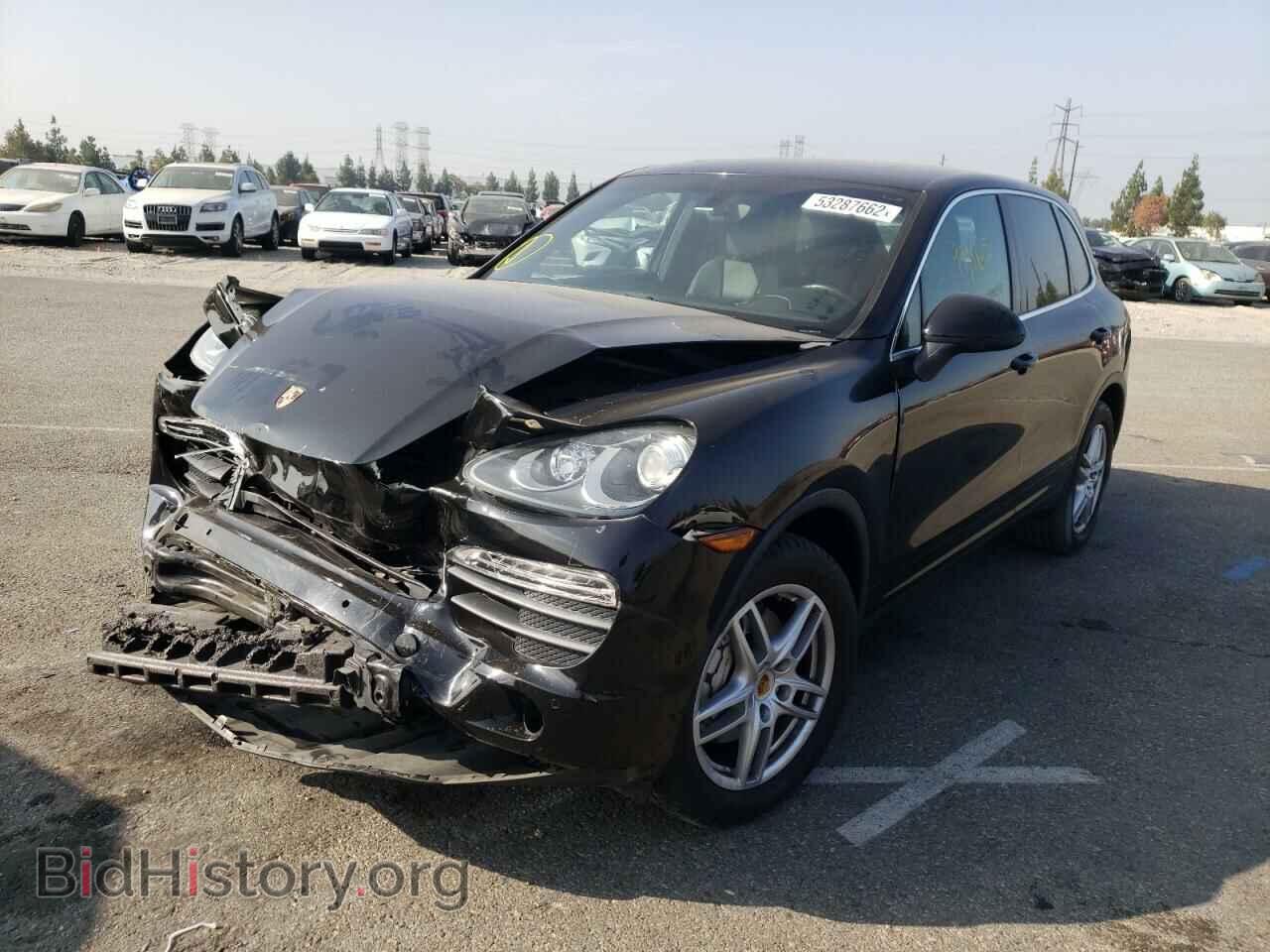 2011 PORSCHE CAYENNE - VIN: WP1AB2A27BLA43776 - Photo 2