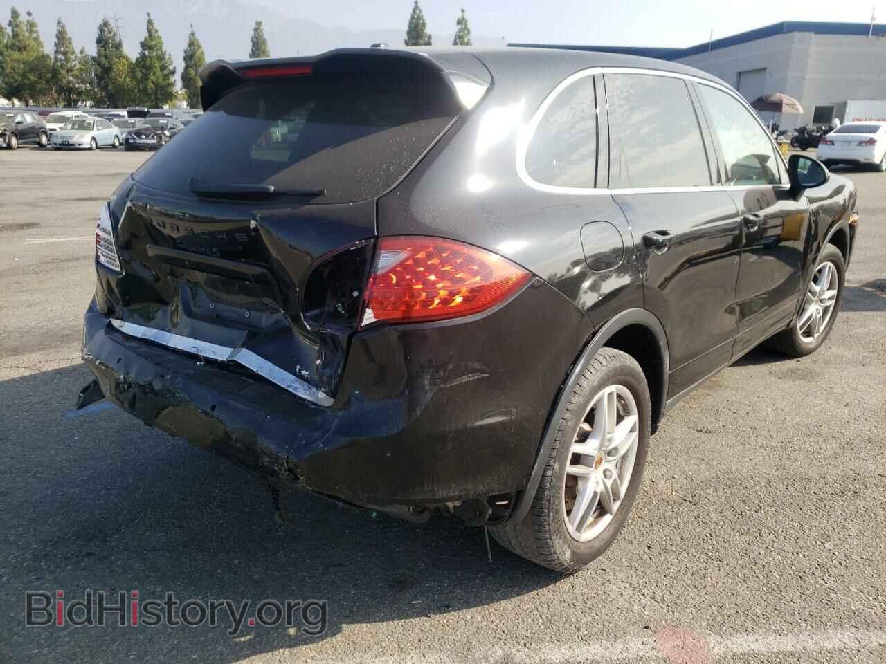 2011 PORSCHE CAYENNE - VIN: WP1AB2A27BLA43776 - Photo 4