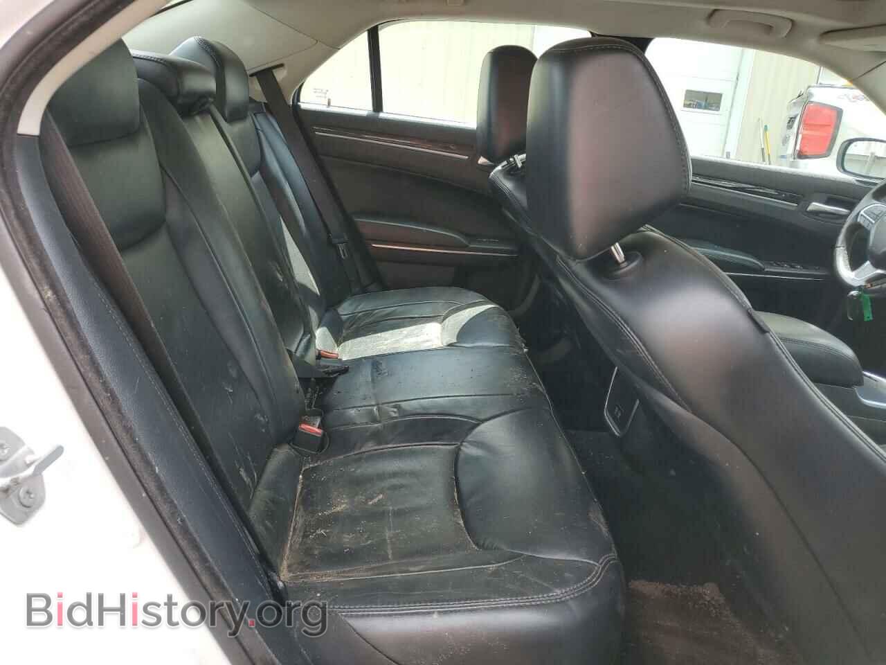 2016 CHRYSLER 300 - VIN: 2C3CCARG3GH274152 - Фото 10
