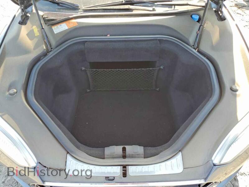 2013 Tesla MODEL S (VIN 5YJSA1DN9DFP15786) — фото 11 из 12