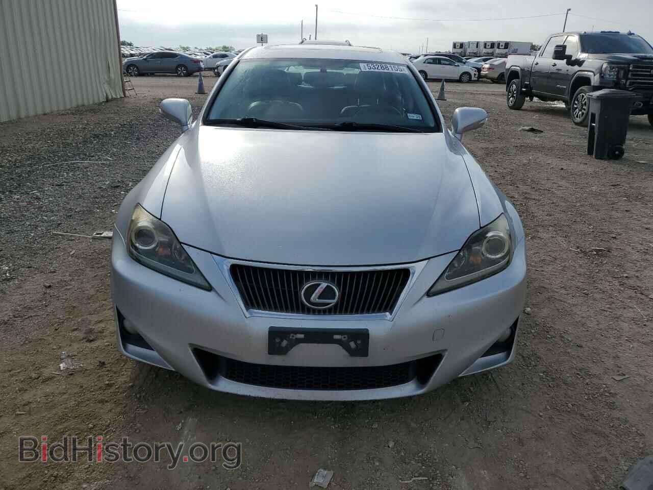 2011 LEXUS IS - VIN: JTHBF5C20B5137543 - Photo 5