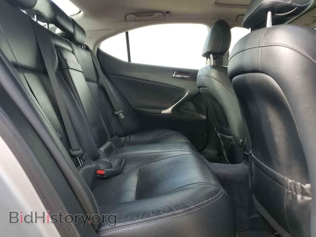 2011 LEXUS IS - VIN: JTHBF5C20B5137543 - Photo 10