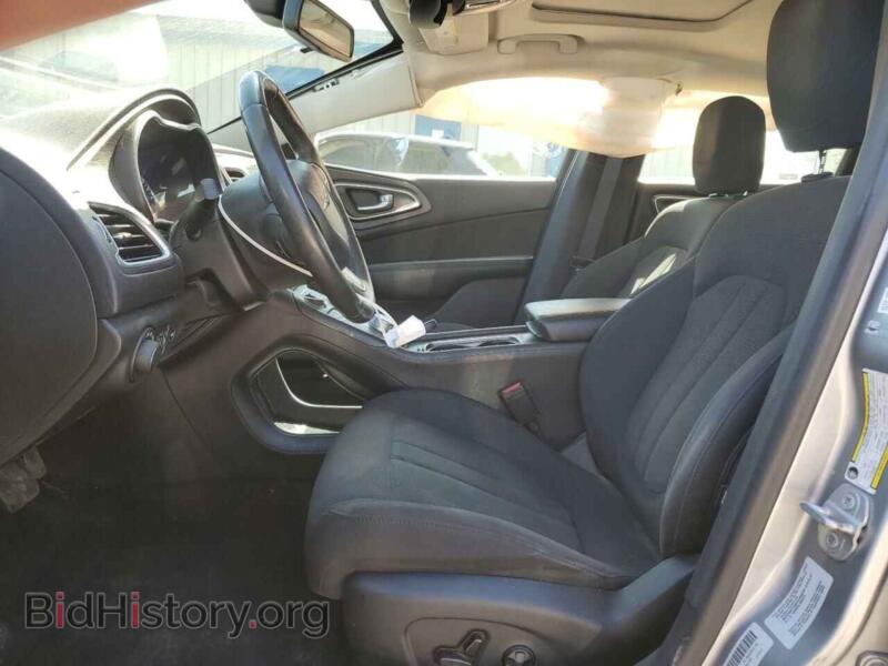 2016 Chrysler 200 (VIN 1C3CCCAB9GN133749) — фото 7 из 15