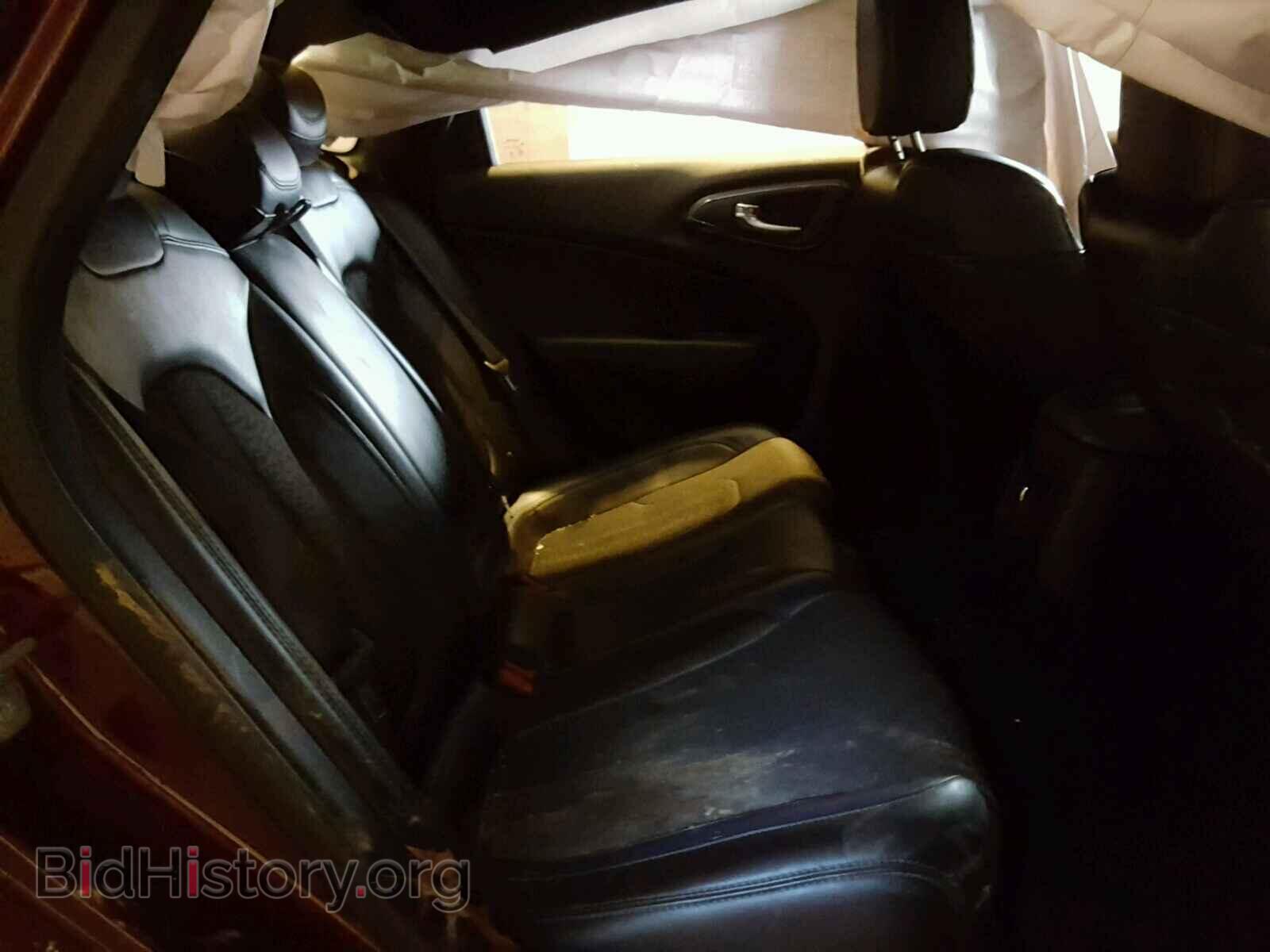 2015 CHRYSLER 200 - VIN: 1C3CCCBGXFN557241 - Photo 6