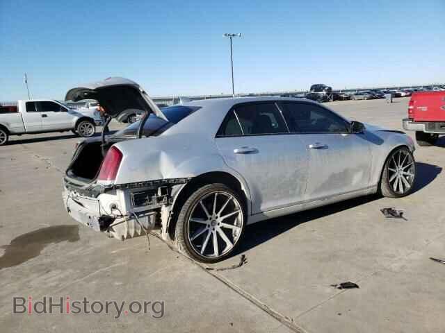 2019 CHRYSLER 300 - VIN: 2C3CCAAG7KH729010 - Фото 3