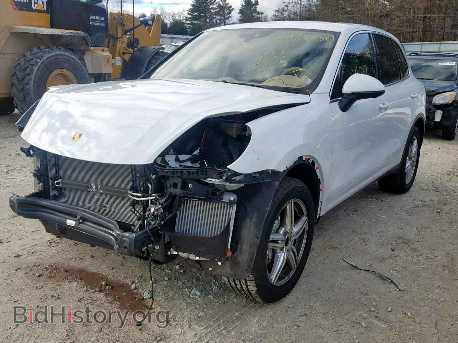2017 PORSCHE CAYENNE S - VIN: WP1AB2A25HLA52520 - Фото 2