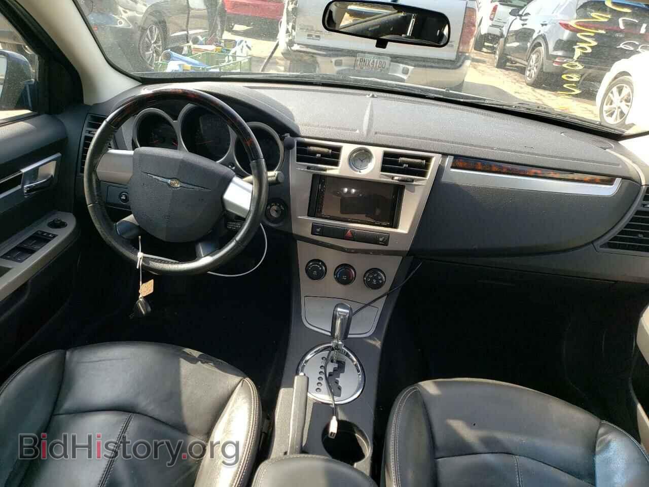 2010 CHRYSLER SEBRING - VIN: 1C3CC5FB3AN201717 - Фото 9