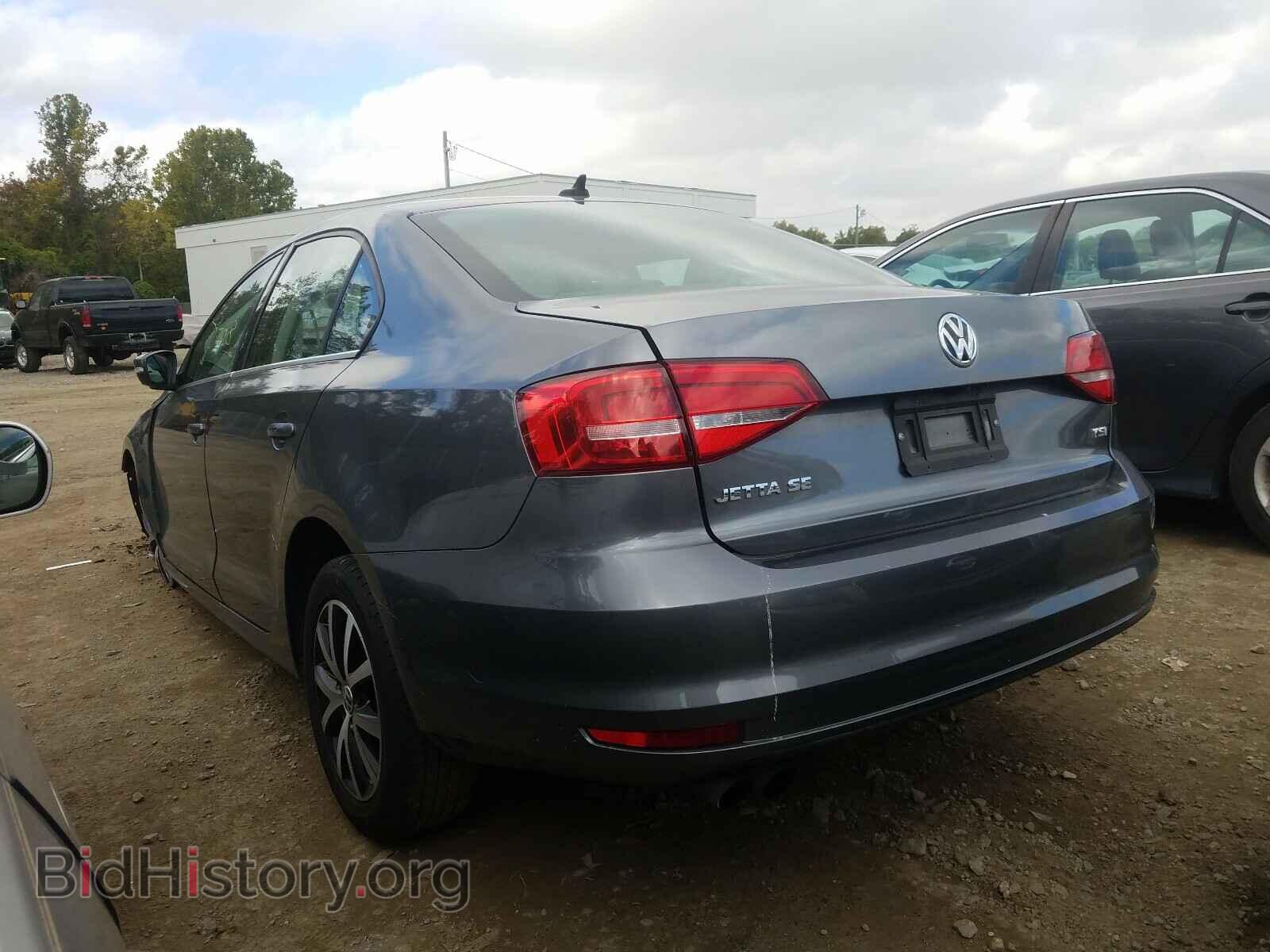 2017 VOLKSWAGEN JETTA - VIN: 3VWDB7AJ2HM201965 - Photo 3