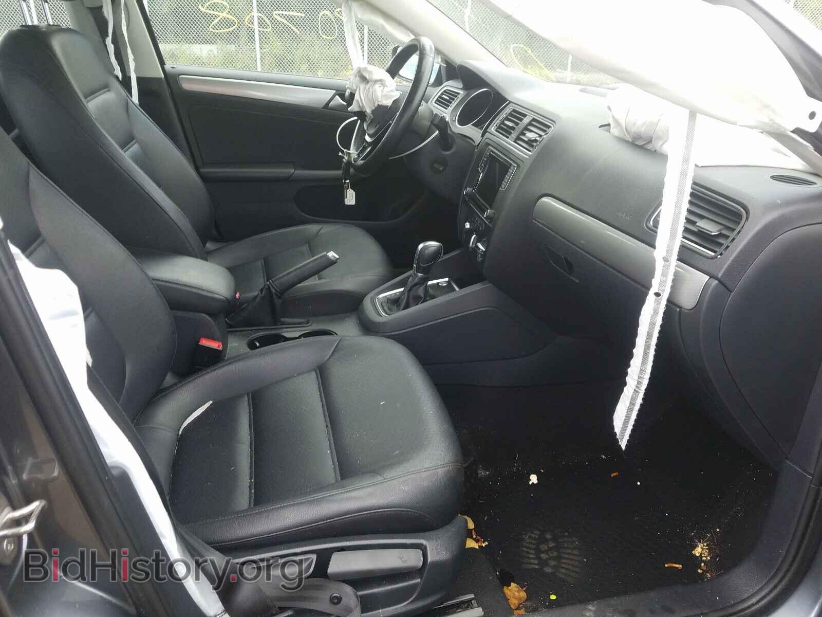 2017 VOLKSWAGEN JETTA - VIN: 3VWDB7AJ2HM201965 - Photo 5