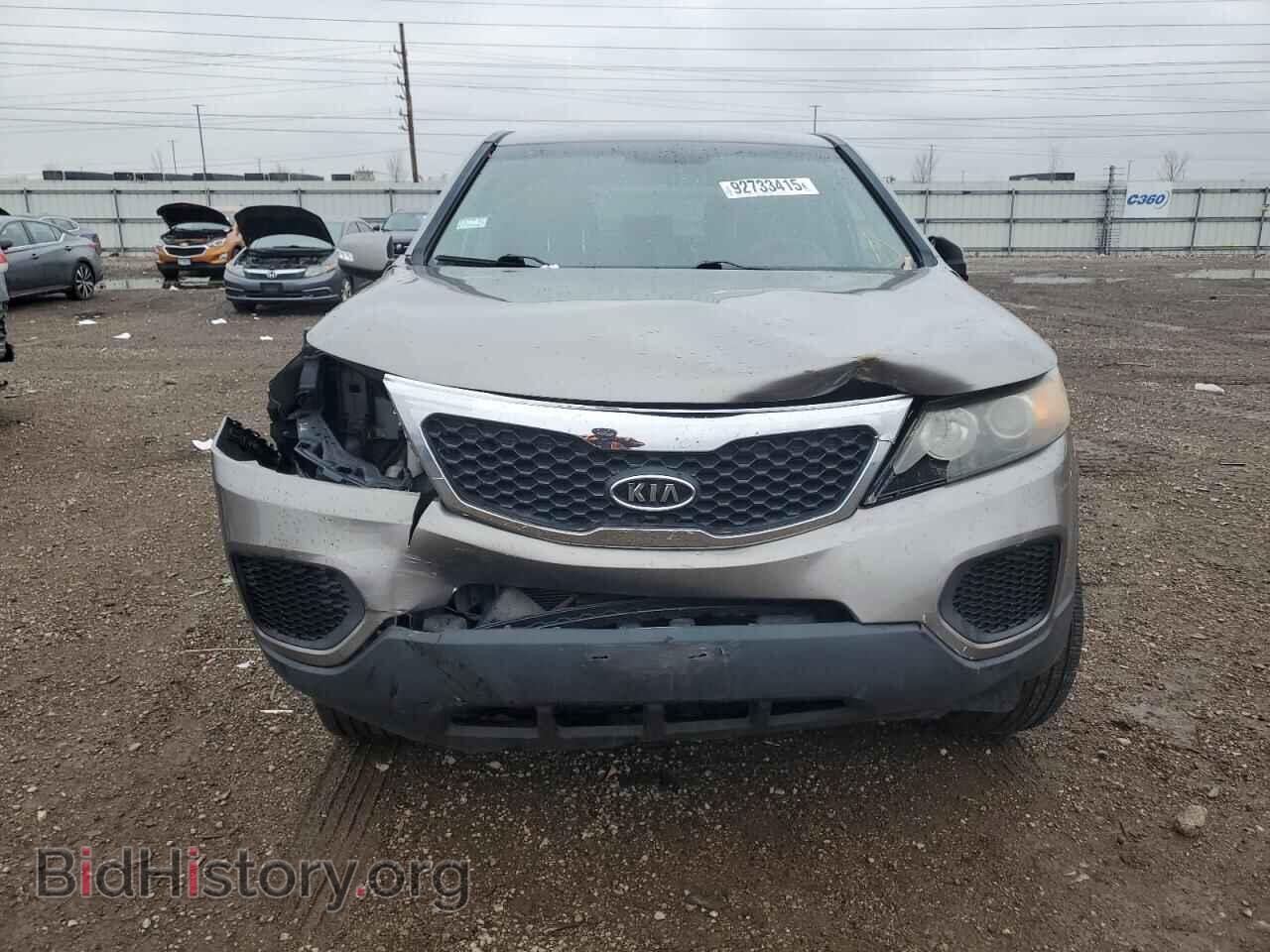 2011 KIA SORENTO - VIN: 5XYKTCA12BG120324 - Фото 5