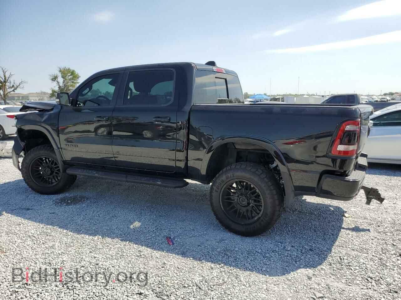 2021 RAM 1500 - VIN: 1C6SRFJT1MN823126 - Фото 2