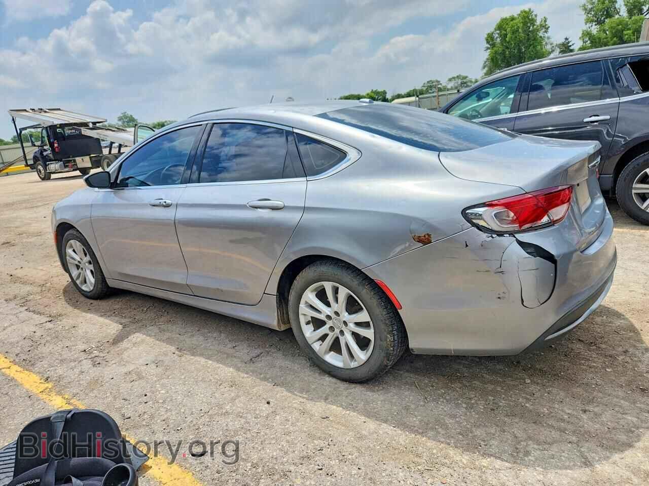 2015 CHRYSLER 200 - VIN: 1C3CCCAB5FN688731 - Photo 2