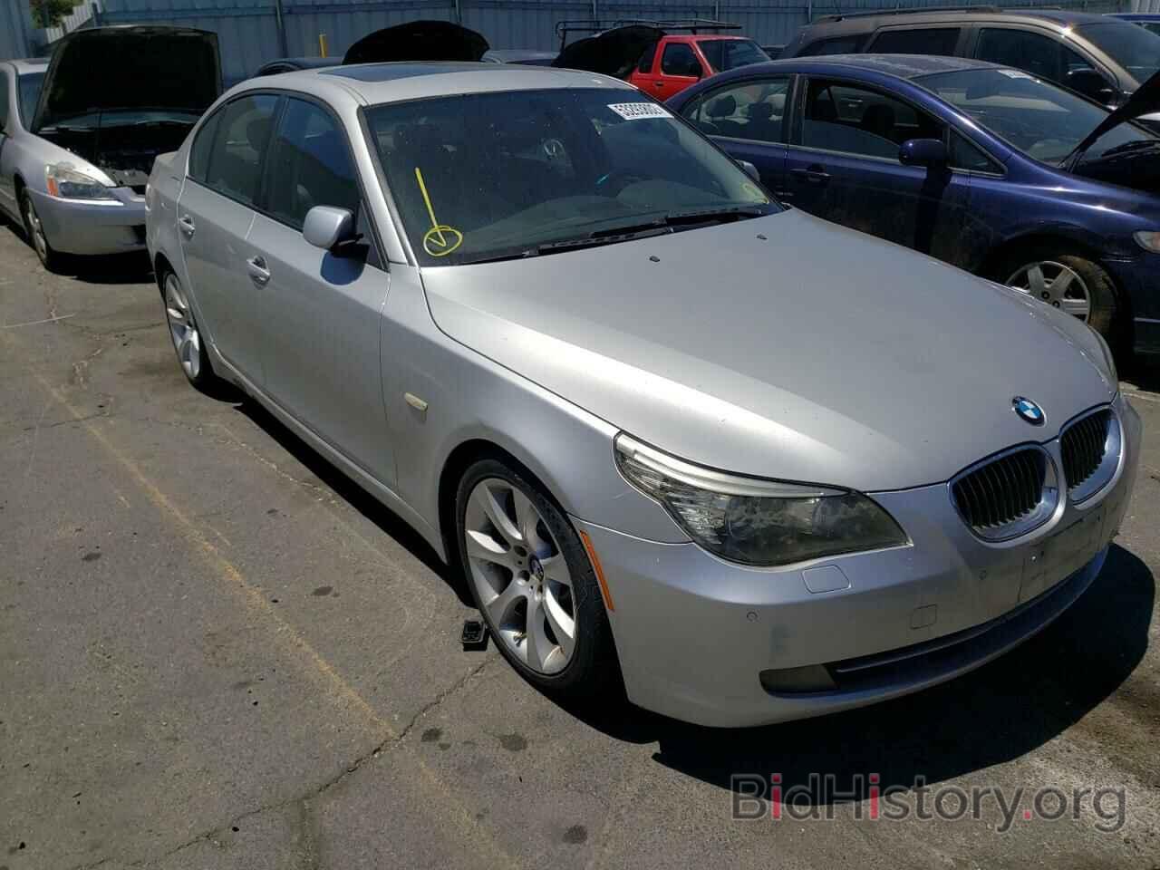 Photo WBANW135X8CZ77591 - BMW 5 SERIES 2008