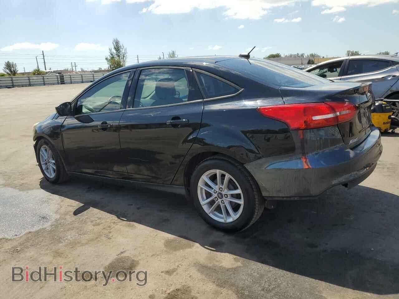 2017 FORD FOCUS - VIN: 1FADP3F26HL221366 - Фото 2