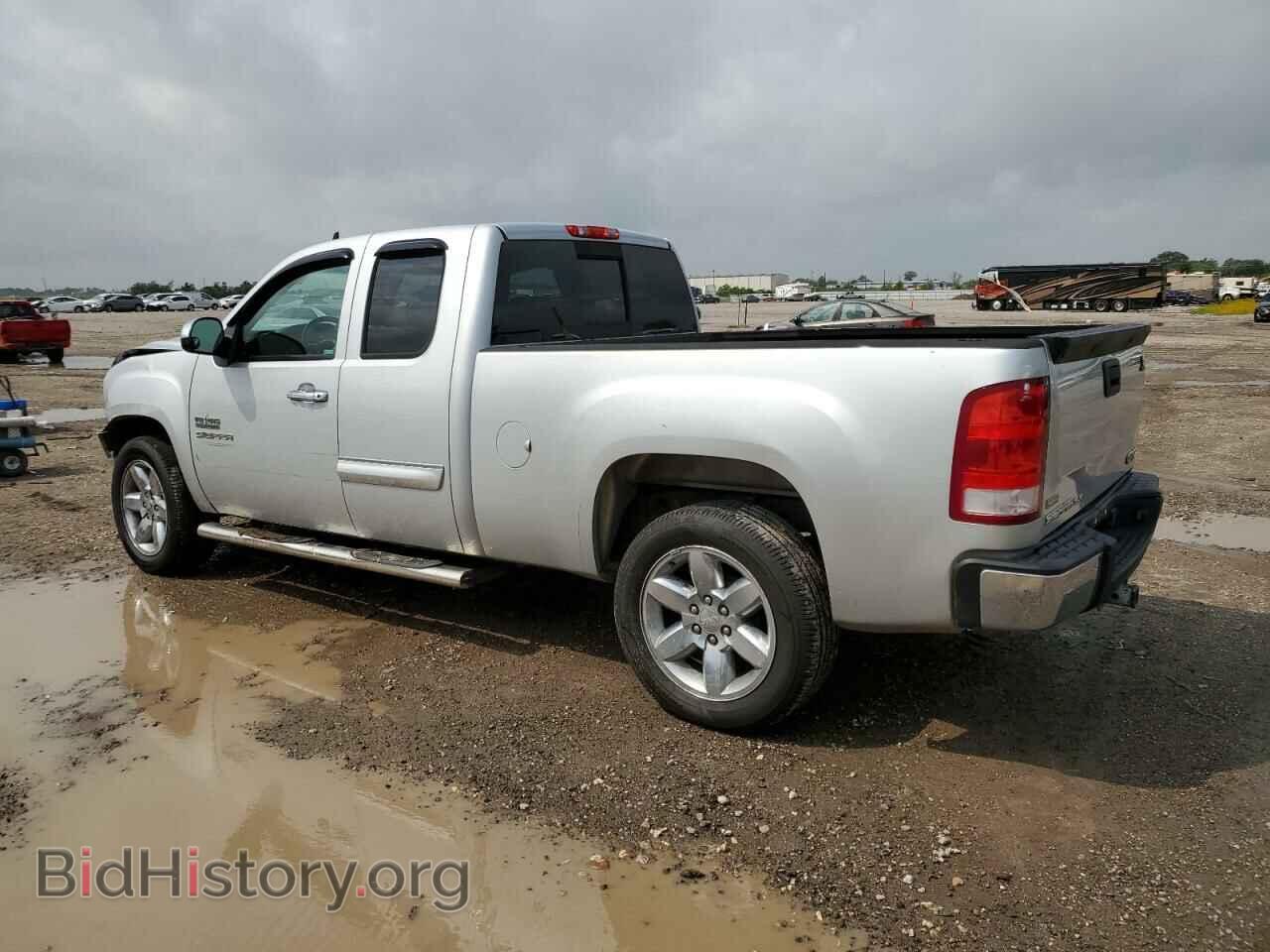 2012 GMC SIERRA - VIN: 1GTR1VE04CZ217545 - Фото 2