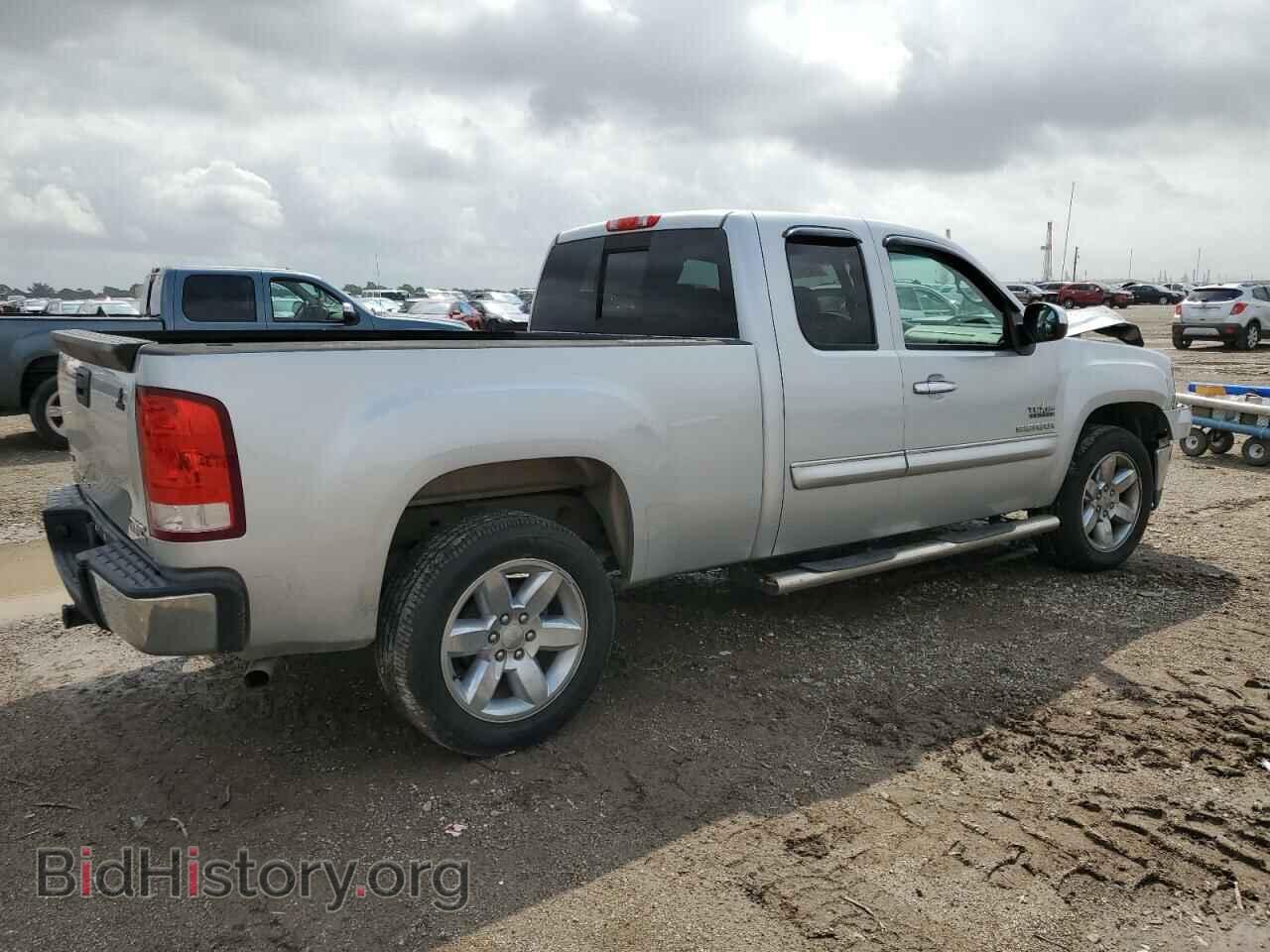 2012 GMC SIERRA - VIN: 1GTR1VE04CZ217545 - Фото 3